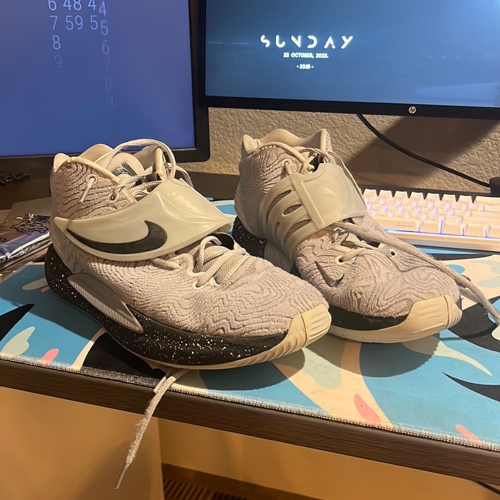 KD 14!!!!! FOR REALLY CHEAPPP